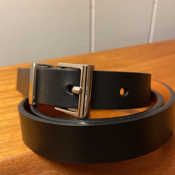 2/$30 Women black leather belt from Nordstrom Halogen, XS - Picture 1 of 8